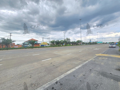 ขาย ที่ดินเปล่า ติดถนนใหญ่ ใกล้ขนส่ง เหมาะสำหรับทำสถานีพักรถ คาเฟ