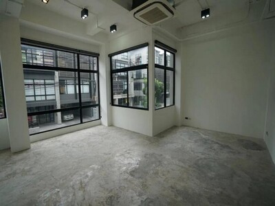 P2120 ให้เช่า อาคารสำนักงาน โครงการ ดิสทริค ศรีวรา ทาวน์อินทาวน์