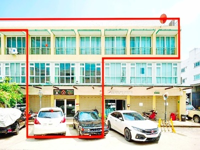 ตลาดไอยรา 600โชว์รูม อาคารให้เช่า มีลิฟต์ แม็คโคร คลองหลวง 400ม. 