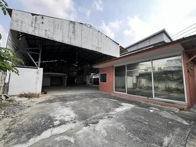 ให้เช่าโกดังพร้อมออฟฟิศชั้นเดียว 100 ตรว. นาคนิวาส 18 ลาดพร้าว 71