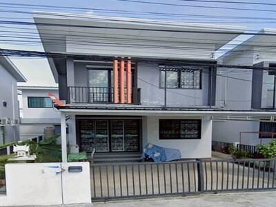 บ้าน 2 ชั้น พร้อมอยู่ เข้าเมืองง่าย เดินทางสะดวก สันกำแพง