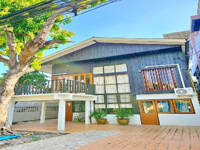 บ้านทรงไทย 242ตร.ม.62 ตร.วา. รับจดบริษัทได้ MRT สุทธิสาร 600 ม.