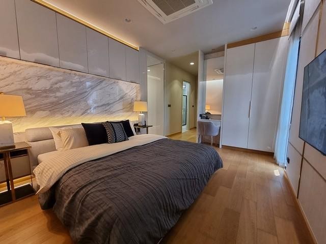 C2564 ขายบ้านเดี่ยว 3 ชั้นพร้อมผู้เช่า โครงการParc Priva  ริมถนนเทียนร่วมมิตร ใกล้เซ็นทรัลพระราม9
