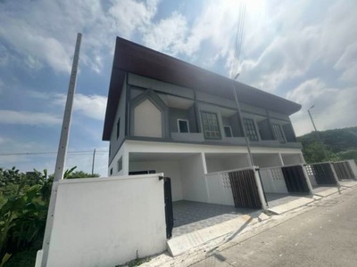 ขายบ้านใหม่ทาวน์โฮม สไตร์โมเดิร์น  2 ชั้น 