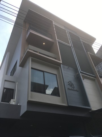 ให้เช่า ทาวน์โฮม3.5ชั้น  เฮ้าส์โคลเวอร์ (Haus Clove) ราชพฤกษ์ แจ้งวัฒนะ 