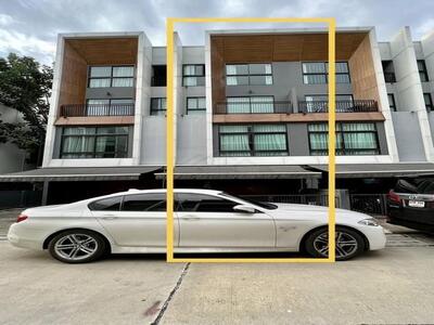 ขายทาวน์โฮม 3.5 ชั้น 185 ตรม. Arden ทองหล่อ-พัฒนาการ 20