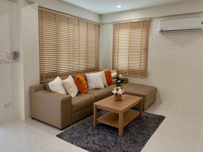 ให้เช่าบ้านใหม่กิ๊บ2ชั้นถนนหัวหมาก4นอน5น้ำตกแต่งสวยเฟอร์ครบเช่า60