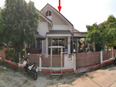 ขายทาวน์เฮ้าส์หมู่บ้านอยู่สบาย หนองตำลึง อำเภอพานทอง จังหวัดชลบุร