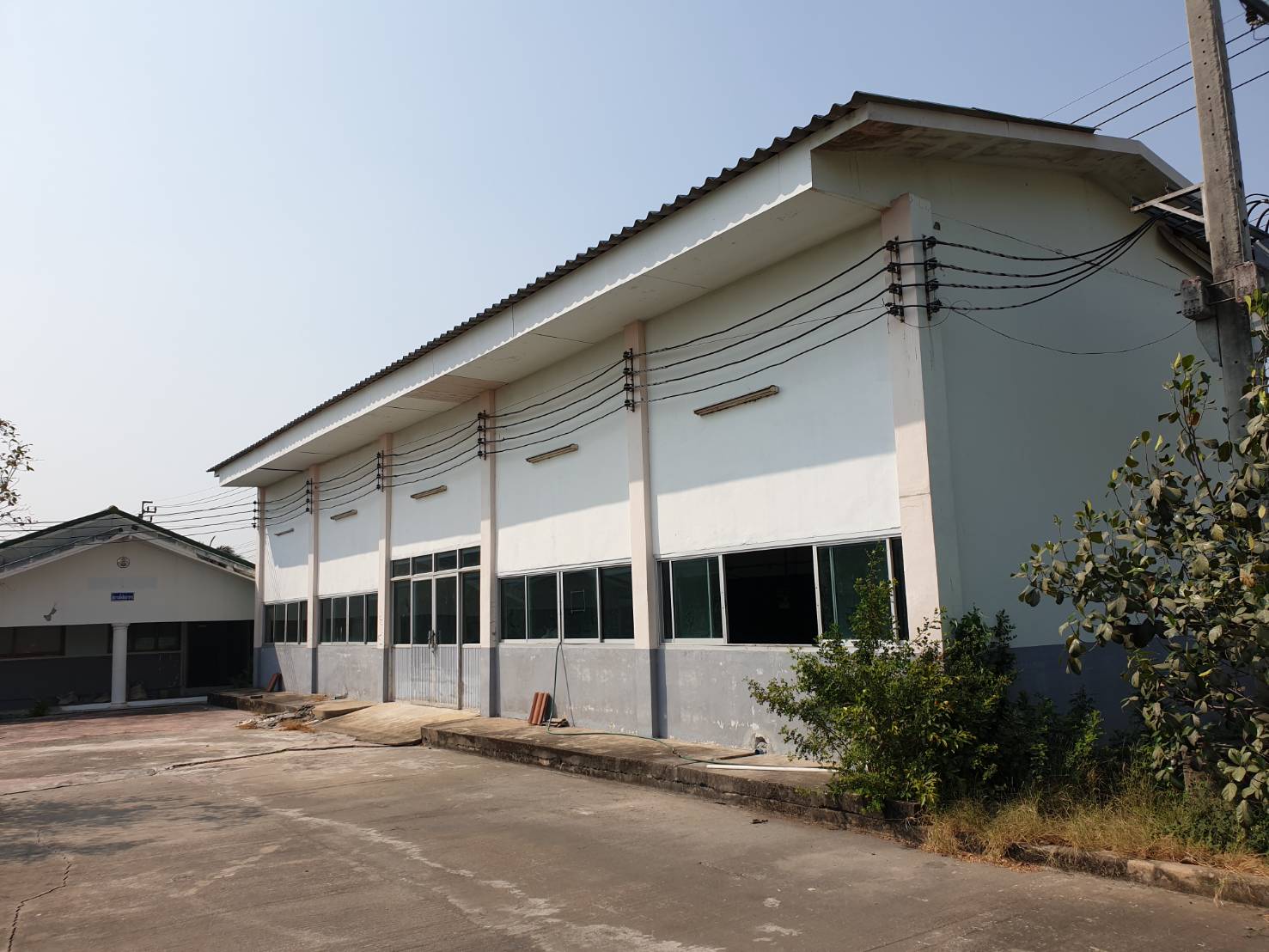 ขายโรงงานขนาดกลางแถวบางบัวทอง ใกล้ถนนหลักเส้น ราชพฤกษ์ - บางบัวทอง