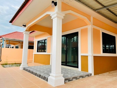 บิ๊กซี อยุธยา 1กม. บ้านเดี่ยว 60 ตร.วา. 240 ตลาดจอมพล 3.2กม 3นอน 