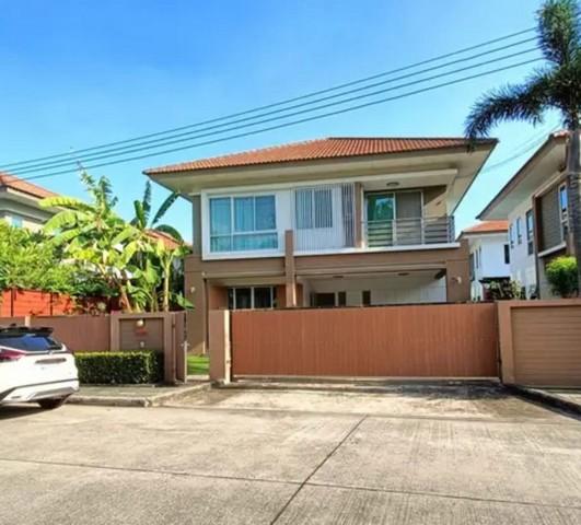 BH2410 ให้เช่าบ้านเดี่ยว 2 ชั้น 67 ตรว. 3 ห้องนอน โครงการเอโทล มัลดีฟส์ ปาล์ม บางนา – วงแหวน โซนหน้าสวน ติดสโมสร สระว่ายน้ำ บรรยากาศดี