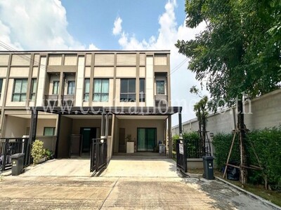 ลดราคา ทาวน์โฮม วี คอมพาวด์ ราชพฤกษ์ - ปิ่นเกล้า หลังริม สภาพดี