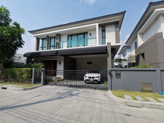 บ้าน The City ราชพฤกษ์ สวนผัก ไม่ไกลจาก The Crystal ราชพฤกษ์ 12500000 thb 4 Bedroom 4 Bathroom 0 ไร่ 0 งาน 70 sq.wa ทำเลสวย