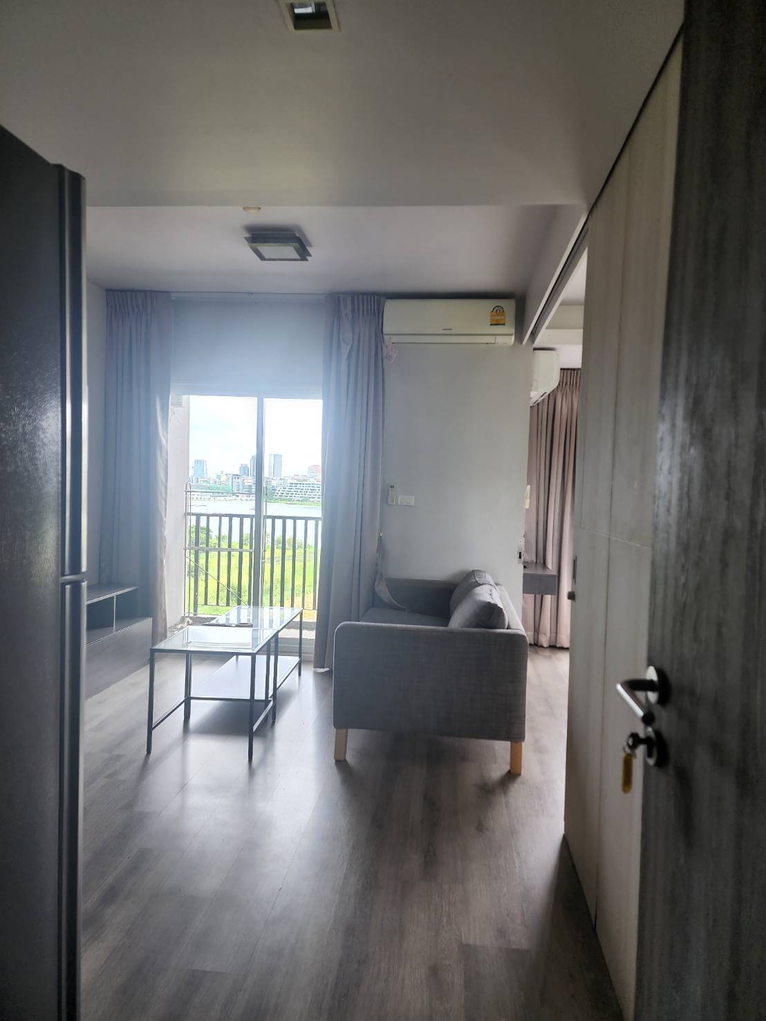 Condominium Double Lake Condominium Muang Thong Thani ดับเบิ้ล เลค เมืองทองธานี 1 Bedroom 1900000 BAHT. ไม่ไกลจาก ลานริมทะเลสาบเมืองทองธานี HOT DEAL!