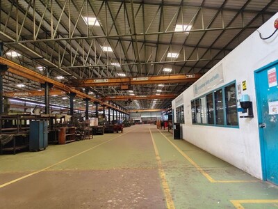 ให้เช่าโกดังสมุทรปราการ ให้เช่าโรงงาน/คลังสินค้าขนาด 1,900 ตารางเ
