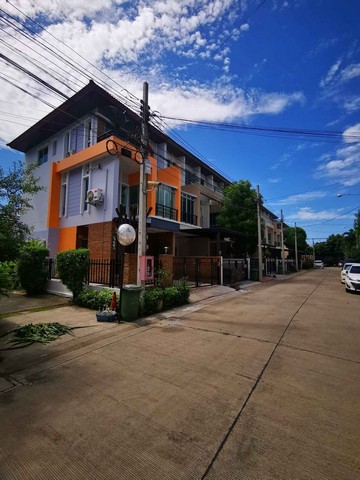  ให้เช่า วิสต้าปาร์ค แจ้งวัฒนะ ติดถนนเลี่ยงเมืองปากเกร็ด แปลงมุม รีโนเวทแล้วพร้อมอยู่สวยงาม 