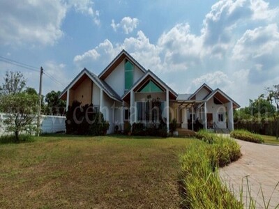 บ้านเดี่ยว 2 หลัง พร้อมที่ดิน 1 ไร่ 55.4 ตารางวา นครนายก