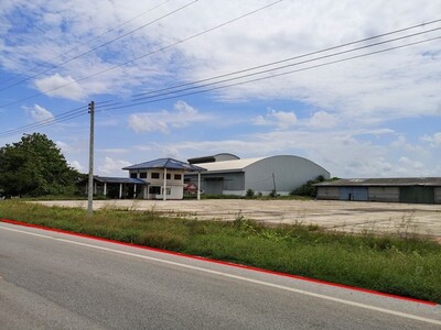 ขาย โกดังพร้อมอาคารสำนักงาน เมืองอุตรดิตถ์ 