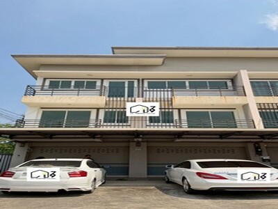ขายและให้เช่าอาคารพาณิชย์ 3ชั้น 2คูหา แยกบ้านดอน ใกล้เซนทรัลระยอง
