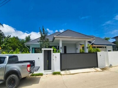 ขายบ้านพลูวิลล่า โซนห้วยใหญ่ พัทยา บางละมุง สไตล์โมเดิร์นลักซ์ชูร