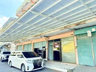 ใกล้ถนนกัลปพฤกษ์ เดินทางสะดวก แหล่งชุมชนหนาแน่น อาคารพาณิชย์ 3.5 