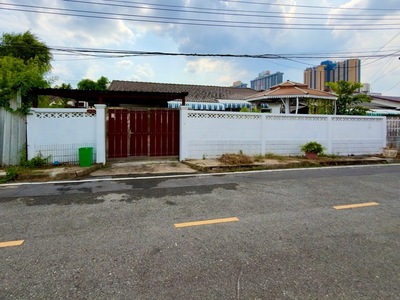  [ขาย] บ้านเดี่ยวชั้นเดียว หมู่บ้านกฤษดานคร 10 พื้นที่กว้างน่าอยู