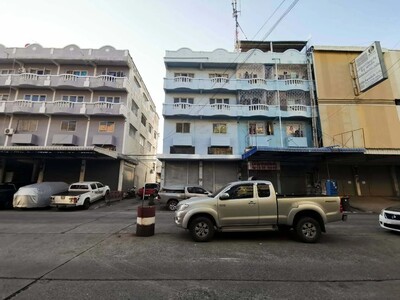  ขายอาคารพาณิชย์ 2 คูหาติดกัน บางพลี จังหวัดสมุทรปราการ  