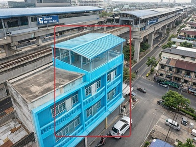 ใกล้ MRTมีนบุรี 800 ม.  MRTเศรษฐบุตรบำเพ็ญ อาคารพาณิชย์ 4 ชั้น 