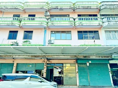  อาคารพาณิชย์ 3.5 ชั้น 3 นอน กัลปพฤกษ์ สามแยกบางบอน 900 ม. บางบอน