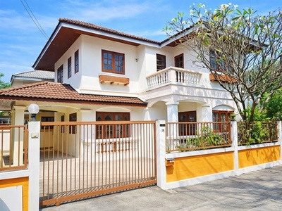 บ้านสภาพดี 4นอน ทำครัวหนัก หรือ ออฟฟิศได้  MRT ไฟฉาย 900ม. 