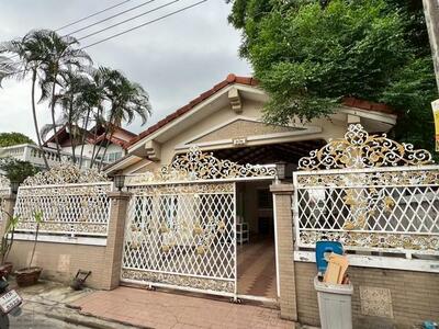 ให้เช่าบ้านเดี่ยว 2 ชั้น หมู่บ้านสินธนา 6 ซอยนวลจันทร์ 50