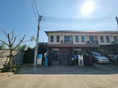 ขายทาวน์เฮ้าส์  หมู่บ้านพฤกษา 132 ถนนลำลูกกา ปทุมธานี