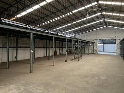  ให้เช่าโกดัง โรงงาน  พื้นที่ 2000 ตร.ม. สมุทรสาคร ถนนเศรษฐกิจ