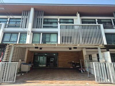 ให้เช่าทาวน์โฮม 3 ชั้น โครงการ Cozy ลาดพร้าว โชคชัย 4