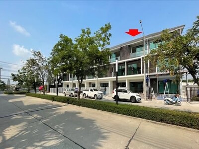 ให้เช่าโฮมออฟฟิศ 3 ชั้น หน้าโครงการ "ศุภาลัย ไพรด์ ลาดกระบัง 54"