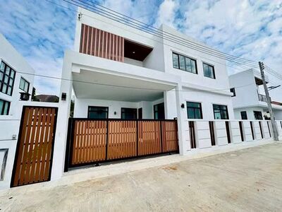 ให้เช่าบ้านเดี่ยวสุดหรู 40,000 บาท แม่เหียะ เฟอร์ครบ พร้อมเข้าอยู