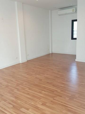 FPL1126ให้เช่าและขายทาวน์โฮม 3 ชั้น โครงการโคซี่ ลาดพร้าว ย่านลาดพร้าว 71 นาคนิวาส