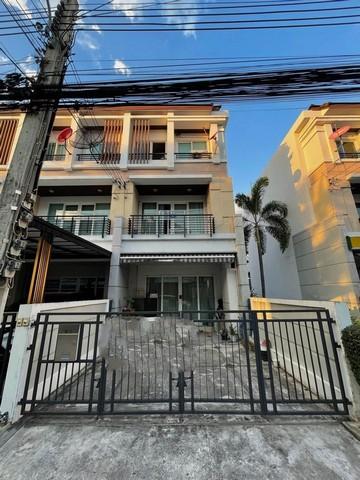 BH1684 ให้เช่า-ขายทาวน์โฮม 3ชั้น หลังมุม บ้านกลางเมือง ลาดพร้าว-เสนา1 ซอยลาดปลาเค้า12