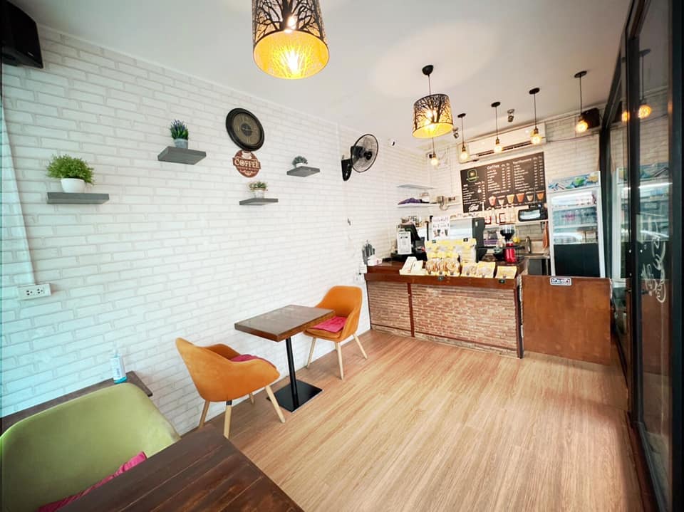เซ้ง ร้านกาแฟ ซอยลาดพร้าว122 แยก26 แค่อุปกรณ์ก็คุ้มแล้ว 