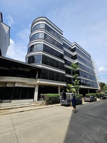 ให้เช่าอาคาร 6 ชั้น สร้างใหม่ มีลิฟท์โดยสาร ทำเลติดถนนติวานนท์ ใกล้ เมืองทอง ศูนย์ราชการ 