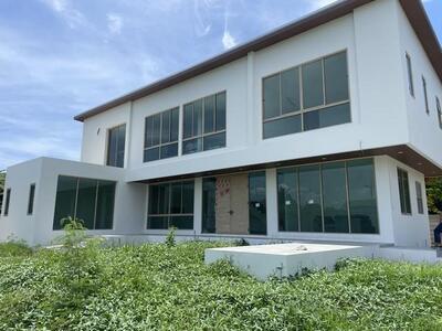 ขายบ้าน 2 ชั้น พร้อมทีดิน 1 ไร่ 1 งาน 62 ตรว.ซ.อ้อมใหญ่ สามพราน น