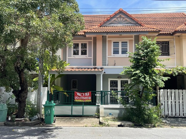 บ้าน รีโนเวทใหม่ พร้อมอยู่ 2 จอดรถ โซน บางใหญ่ บางบัวทอง นนทบุรี  ใกล้ตลาดบางใหญ่ เซ็นทรัลเวสเกต