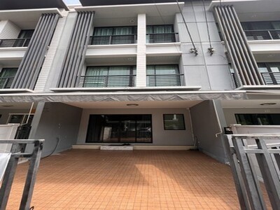 ให้เช่าทาวน์โฮมติดรถไฟฟ้า MRT สถานี แยกนนทบุรี1