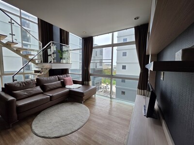 SF098 ขาย The kump อาคาร H เน้นโล่งโปร่ง สบาย มีสไตล์เฉพาะตัว SF098 ขาย The kump อาคาร H เน้นโล่งโปร่ง สบาย มีสไตล์เฉพาะตัว