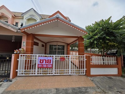 ขายด่วน มบ.ประภัสสร กรีนพาร์ค 5 นาป่า  บ้านสวย เด็ดสุดในย่านนี้ ขายด่วน มบ.ประภัสสร กรีนพาร์ค 5 นาป่า  บ้านสวย เด็ดสุดในย่านนี้
