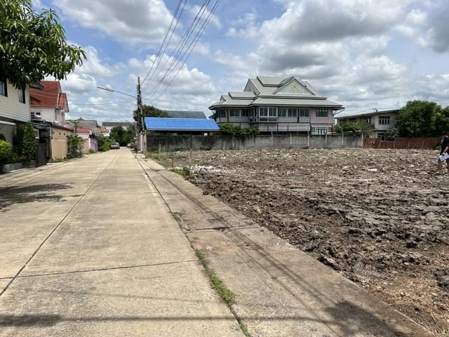 ให้เช่าที่ดิน เนื้อที่ 1 ไร่เศษ ถมแล้ว ย่านลำลูกกา ใกล้สนามกีฬาธูปะเตมีย์