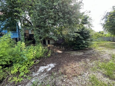 ขายที่ดินพร้อมสิ่งปลูกสร้างมือสองกระทุ่มแบน ที่ดินจัดสรรคุรุสภา 