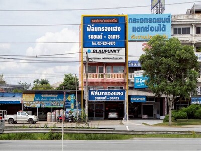 อาคารพาณิชย์ 5 ชั้น 2 คูหา ใกล้ MRT สถานีสามแยกบางใหญ่ 
