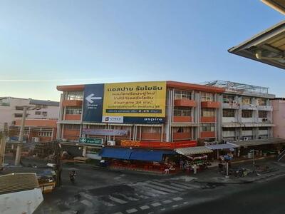 ขายที่ดิน 329 ตรว. พร้อมสิ่งปลูกสร้าง อาคารพาณิชย์ ติด BTS รัชโยธ