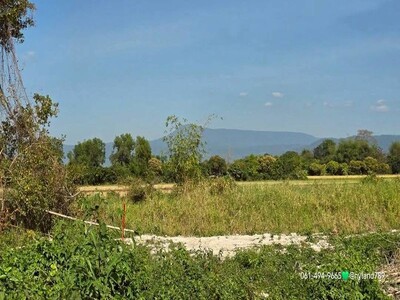 ขายที่สวยวิวเขาติดคลองแปลงเล็กกลางเมืองใกล้ ปตท.สาริกา